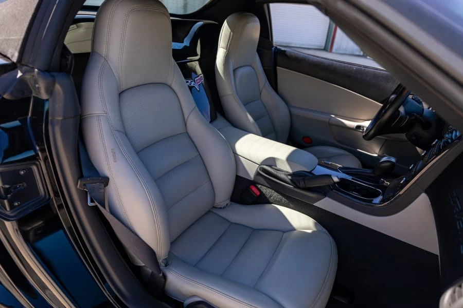 2011 Chevrolet Corvette C6 - Image 23 of 30