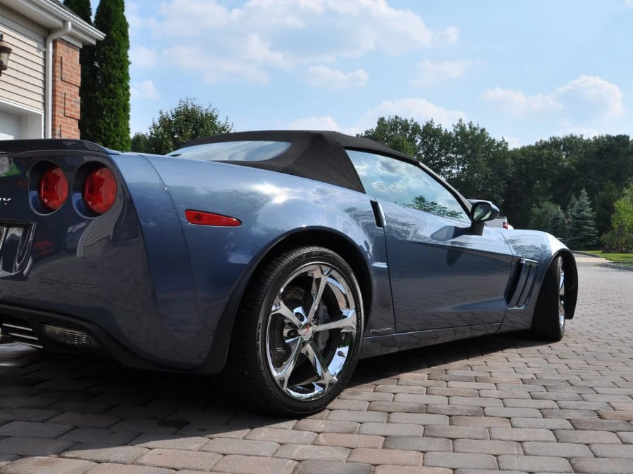 2011 Chevrolet Corvette Callaway - Image 2 of 11