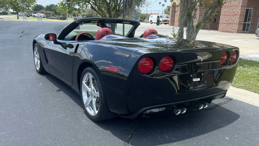 2011 Chevrolet Corvette C6 - Image 3 of 8