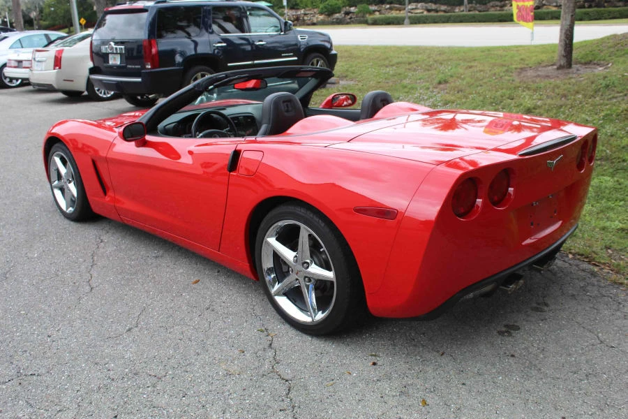 2011 Chevrolet Corvette C6 - Image 25 of 31