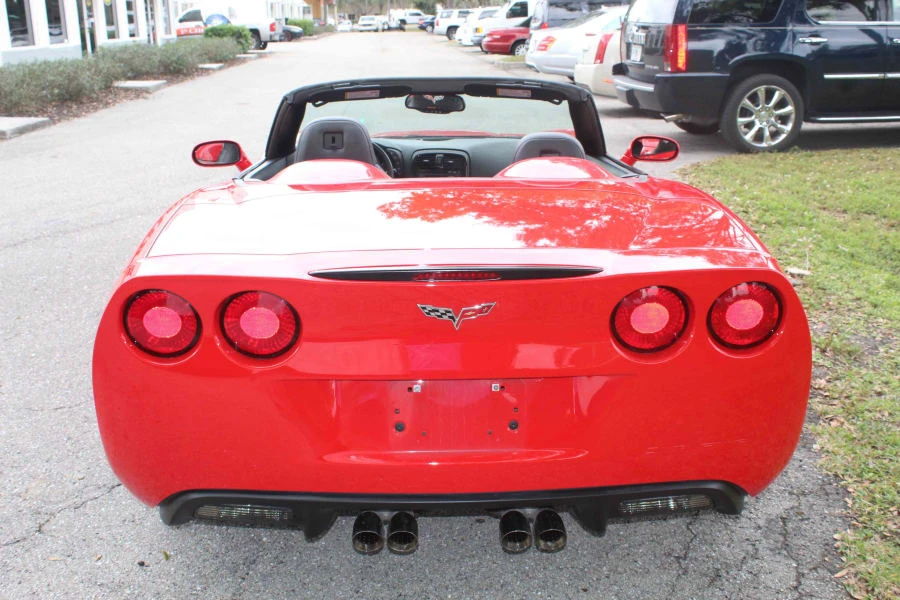2011 Chevrolet Corvette C6 - Image 26 of 31