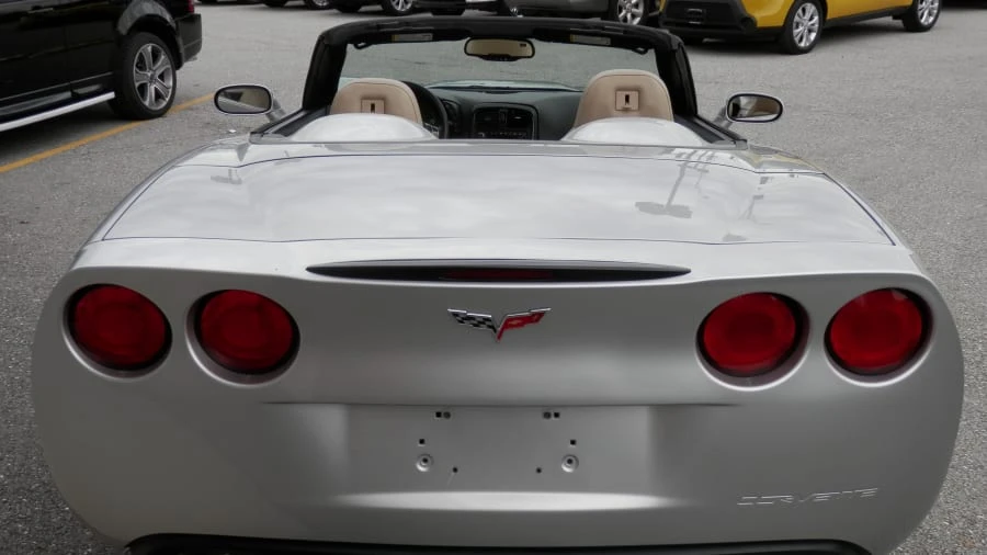 2011 Chevrolet Corvette C6 - Image 9 of 12