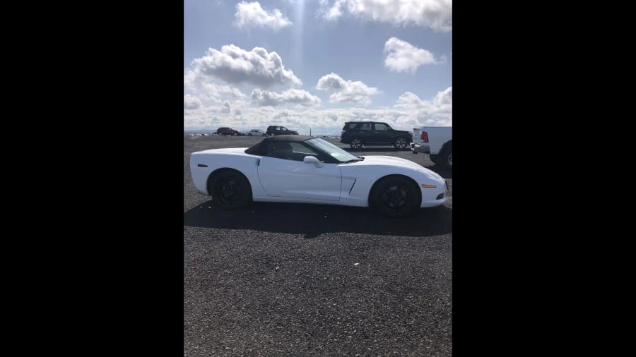 2011 Chevrolet Corvette C6 - Image 3 of 9