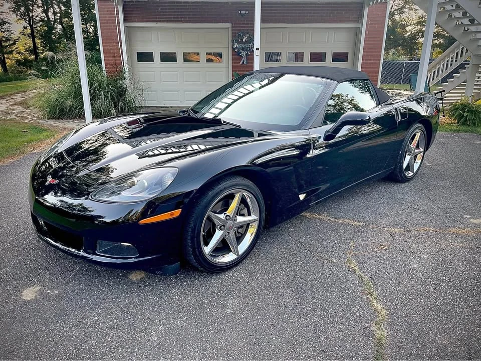 2011 Chevrolet Corvette C6 - Image 1 of 19