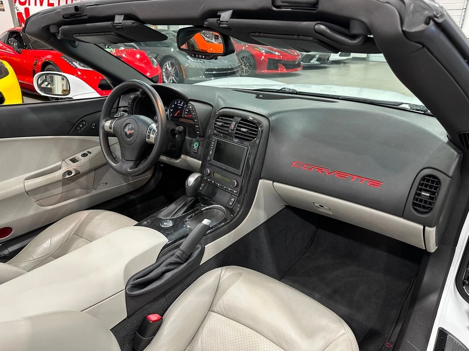 2011 Chevrolet Corvette C6 - Image 8 of 21