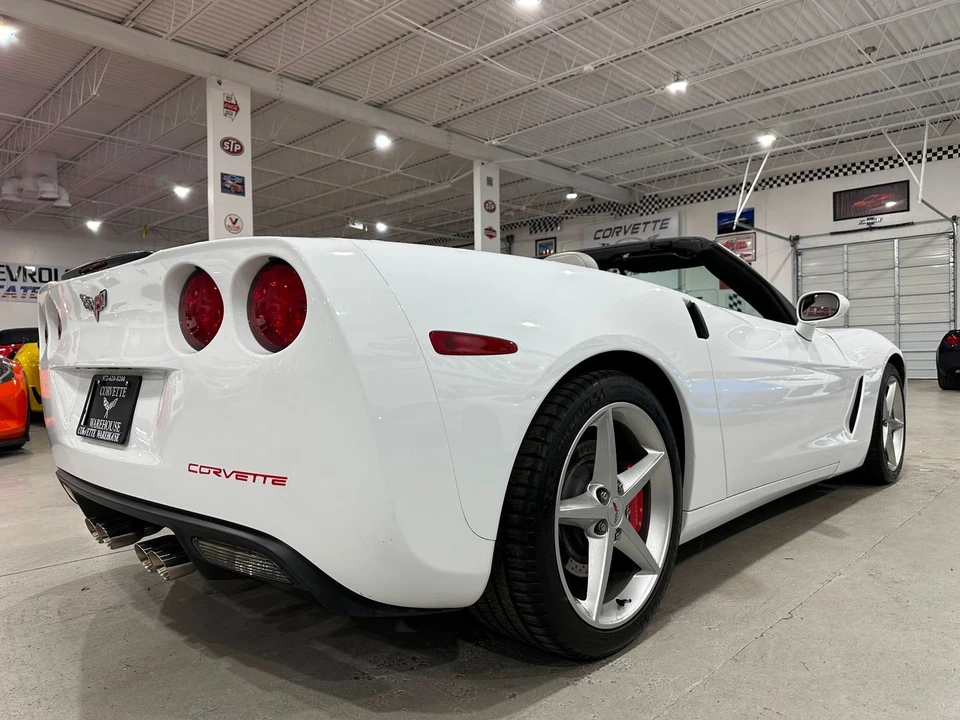 2011 Chevrolet Corvette C6 - Image 2 of 21