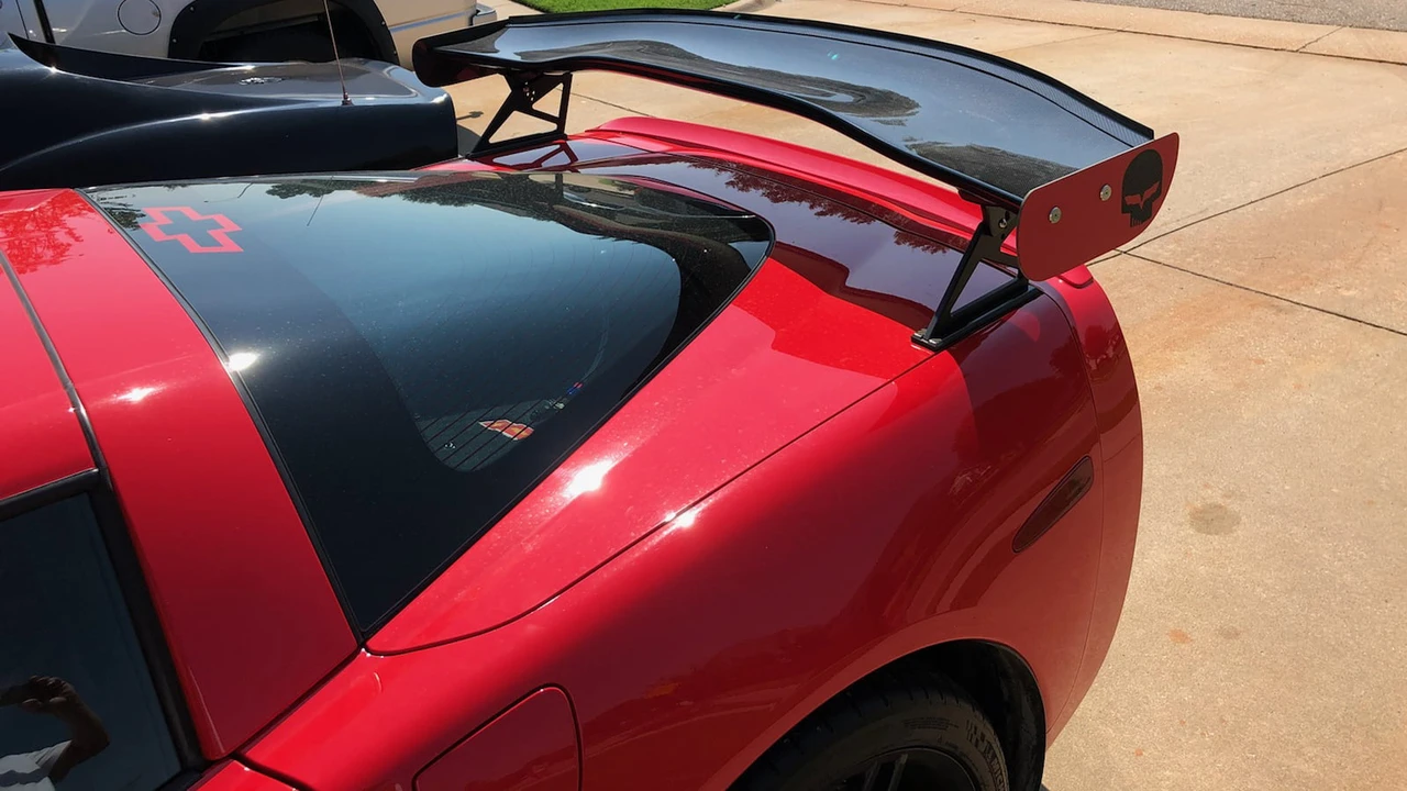 2011 Chevrolet Corvette C6 - Image 12 of 17