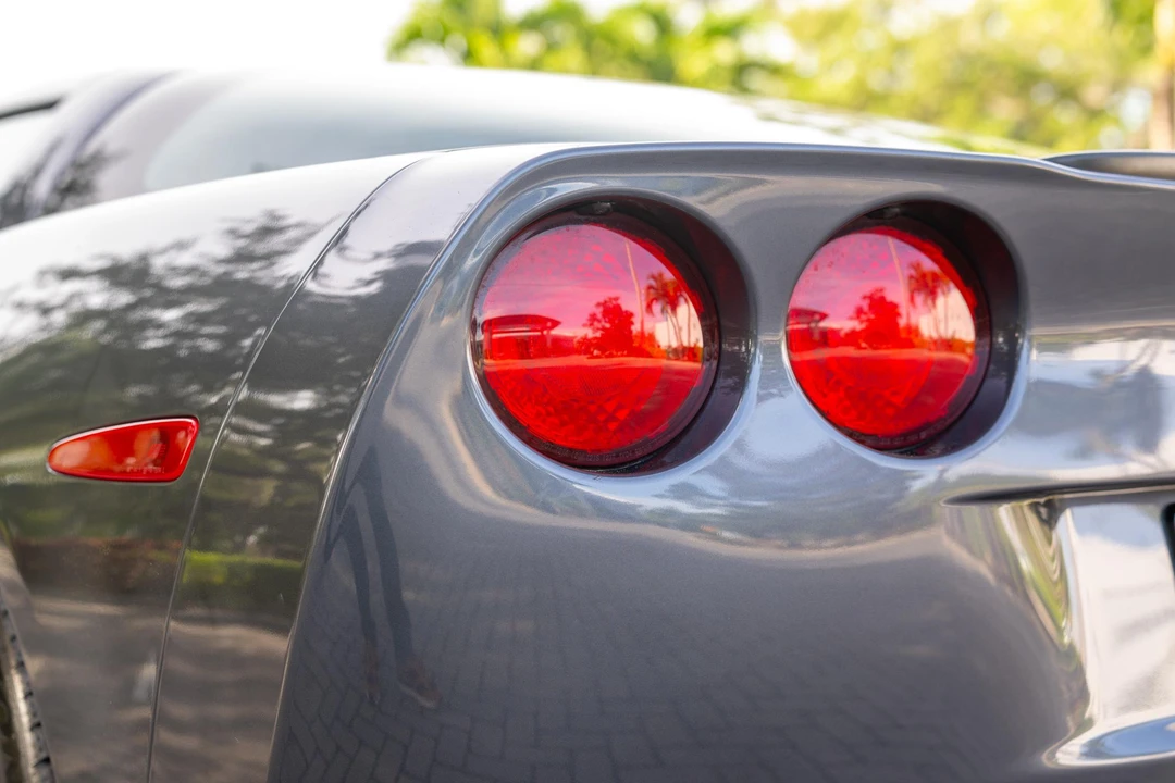 2011 Chevrolet Corvette C6 - Image 28 of 31