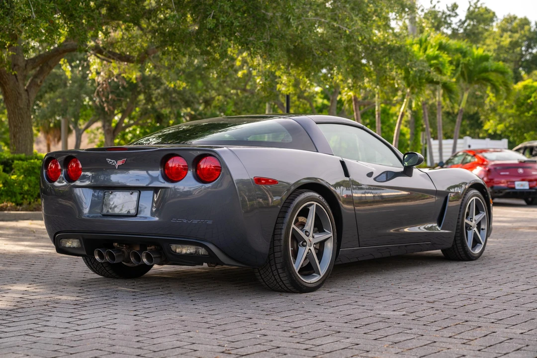 2011 Chevrolet Corvette C6 - Image 13 of 31
