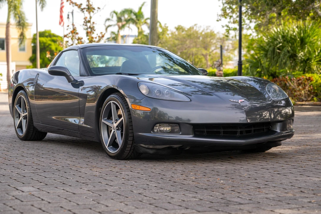 2011 Chevrolet Corvette C6 - Image 15 of 31