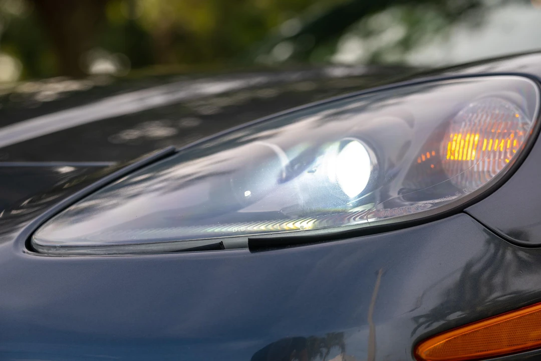 2011 Chevrolet Corvette C6 - Image 23 of 31
