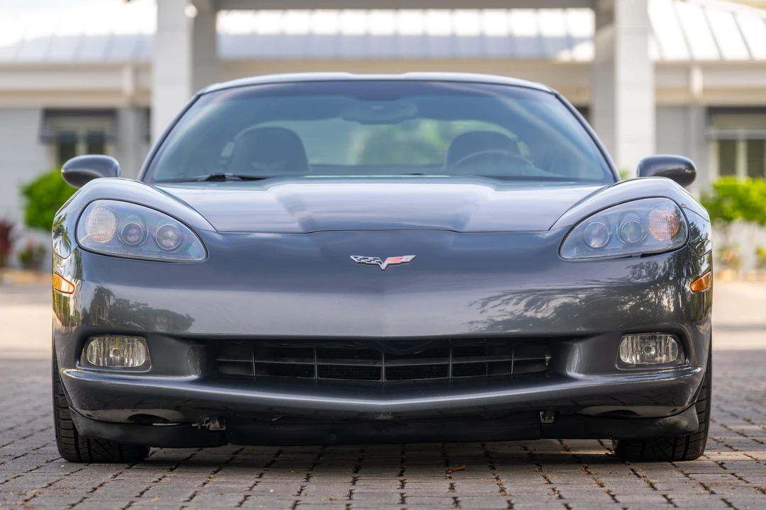 2011 Chevrolet Corvette C6 - Image 2 of 31