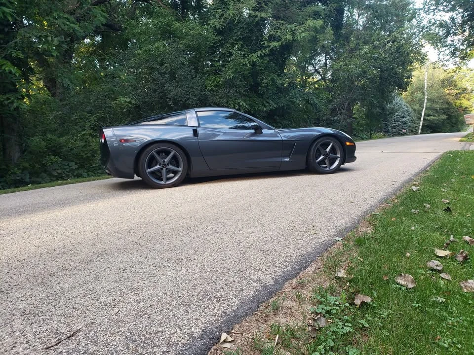 2011 Chevrolet Corvette C6 - Image 4 of 10
