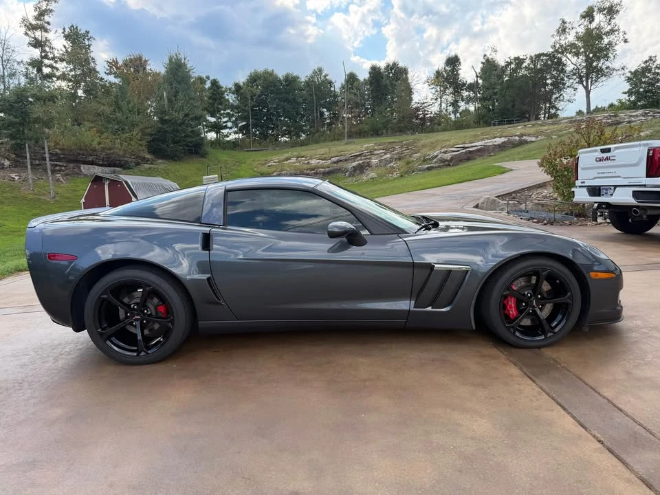 2011 Chevrolet Corvette C6 - Image 2 of 9