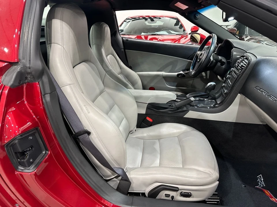 2011 Chevrolet Corvette C6 - Image 12 of 20