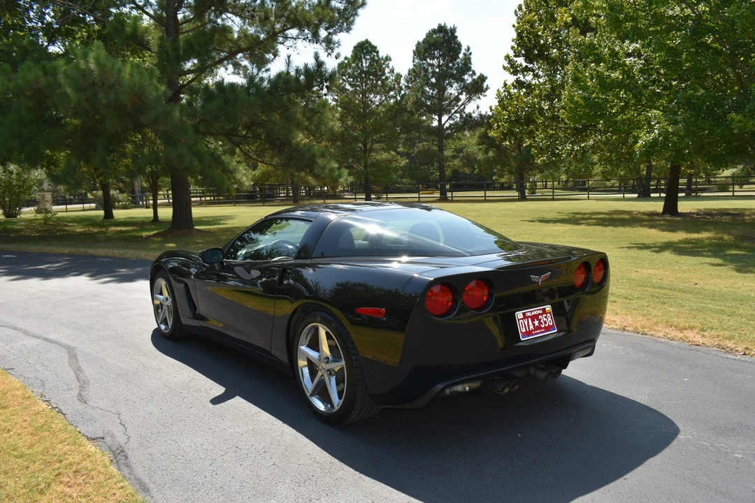 2011 Chevrolet Corvette C6 - Image 13 of 31