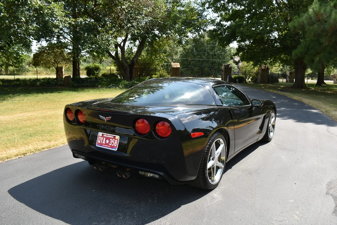 2011 Chevrolet Corvette C6 - Image 15 of 31
