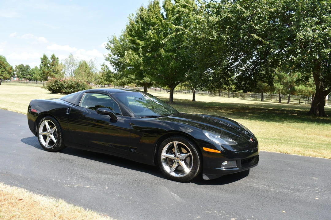 2011 Chevrolet Corvette C6 - Image 22 of 31