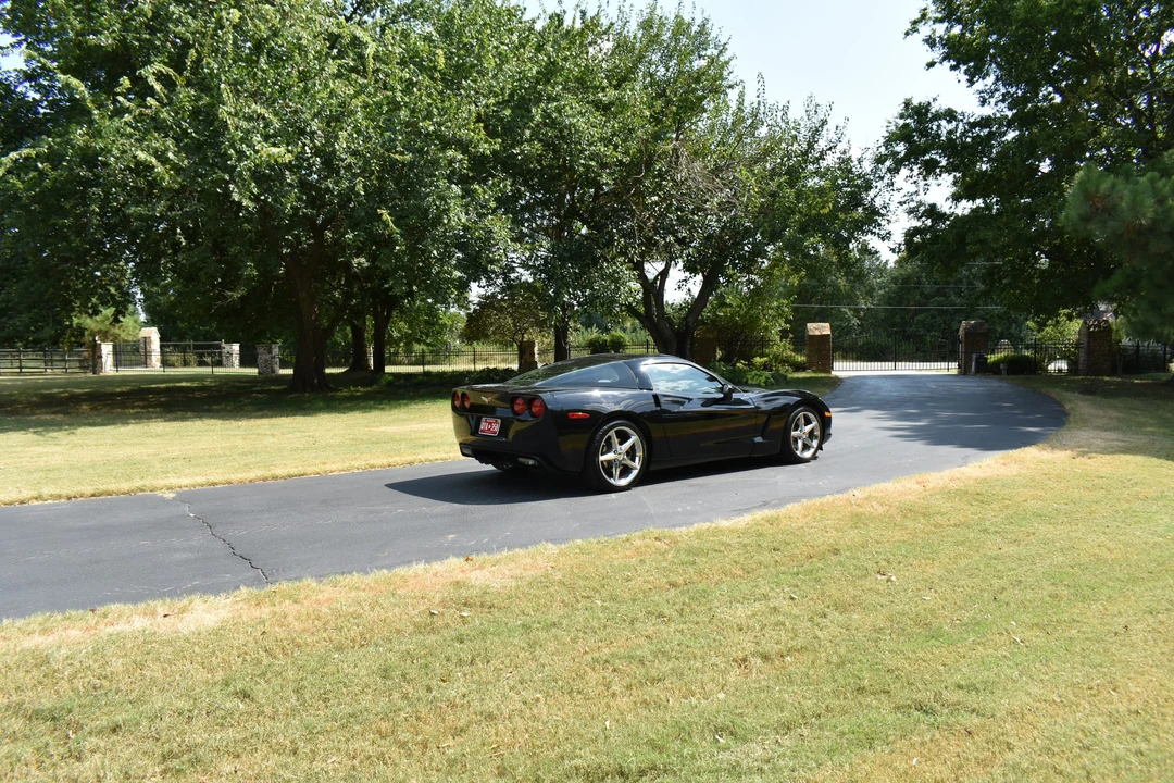 2011 Chevrolet Corvette C6 - Image 29 of 31