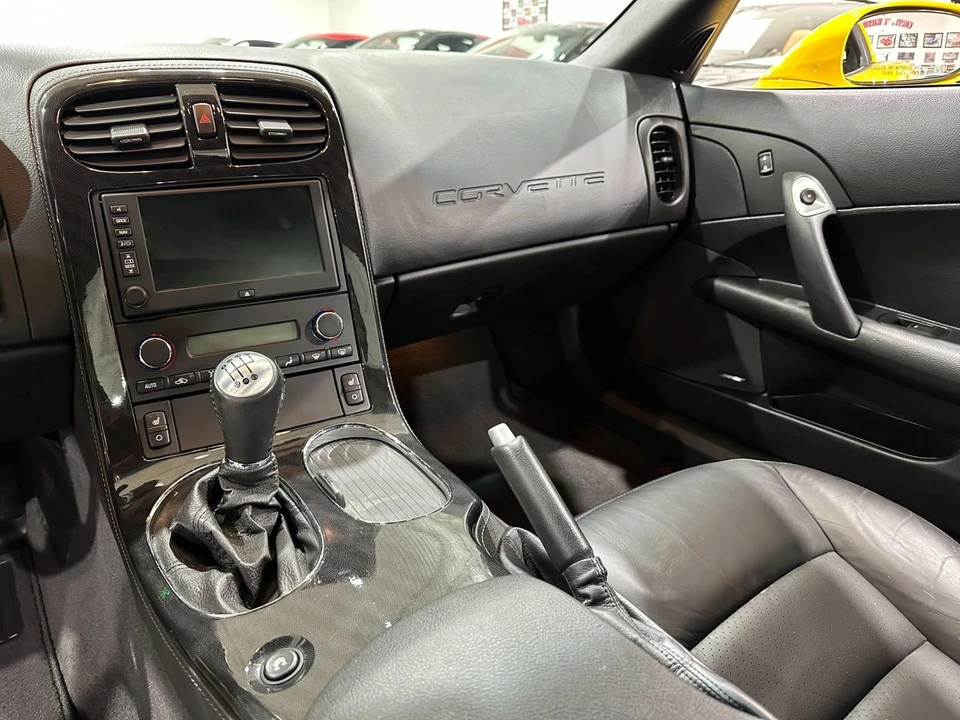 2011 Chevrolet Corvette C6 - Image 17 of 21