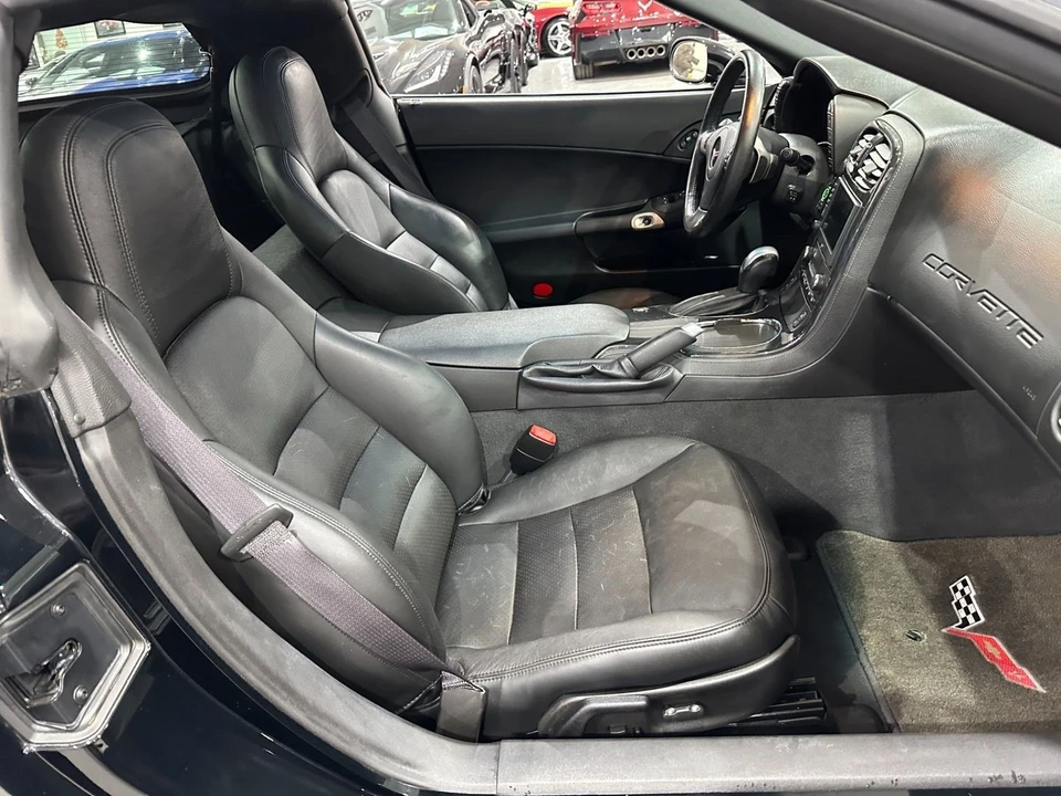 2011 Chevrolet Corvette C6 - Image 19 of 21