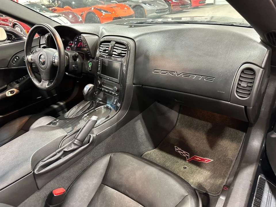 2011 Chevrolet Corvette C6 - Image 15 of 21