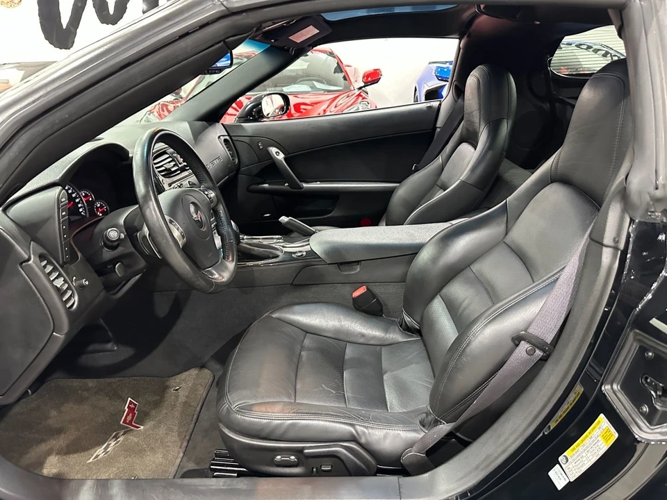 2011 Chevrolet Corvette C6 - Image 18 of 21