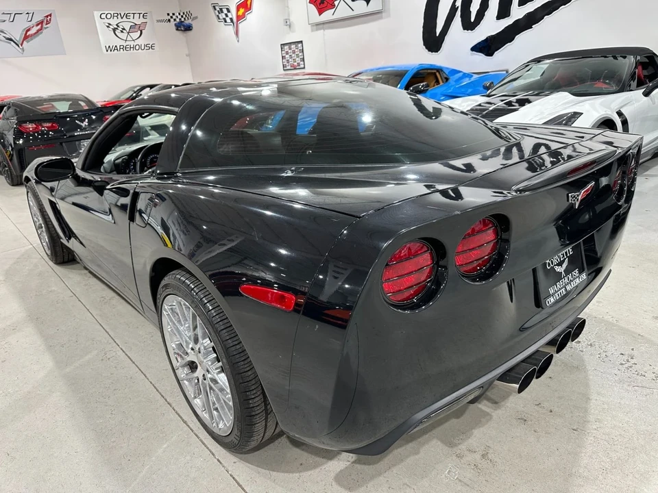 2011 Chevrolet Corvette C6 - Image 3 of 10