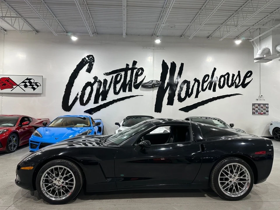2011 Chevrolet Corvette C6 - Image 2 of 11
