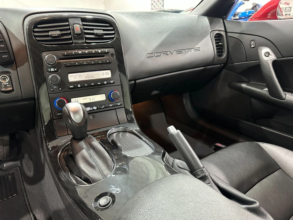 2011 Chevrolet Corvette C6 - Image 17 of 21