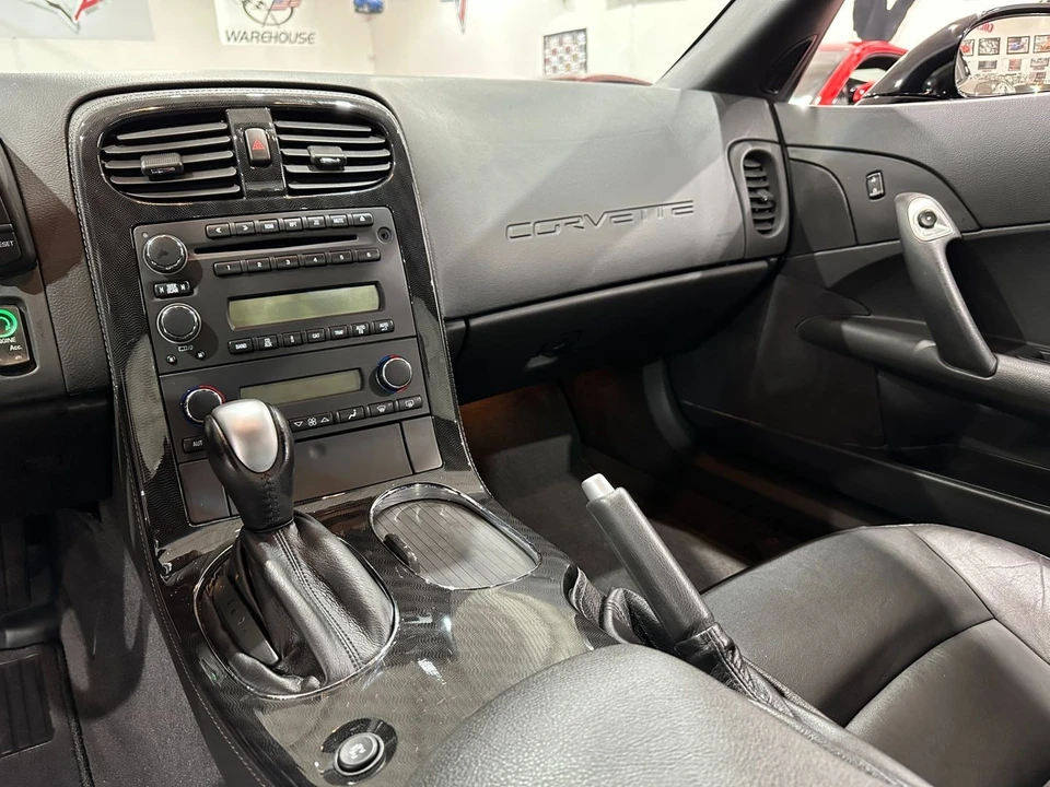2011 Chevrolet Corvette C6 - Image 17 of 21