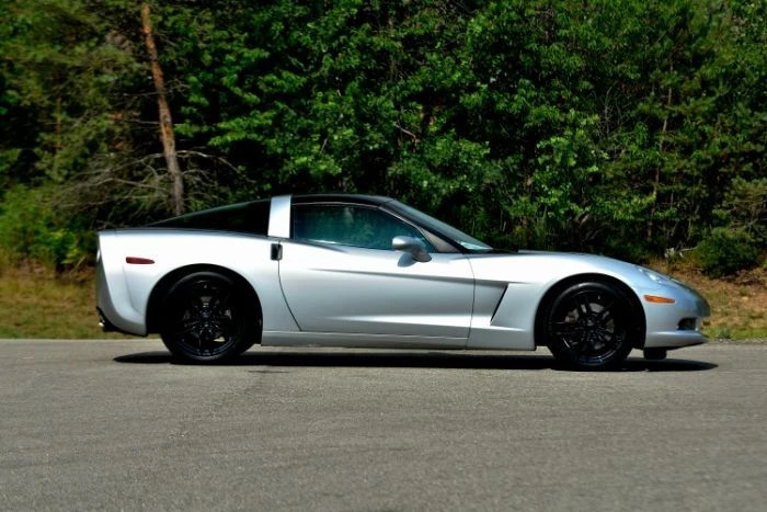 2011 Chevrolet Corvette C6 - Image 2 of 21