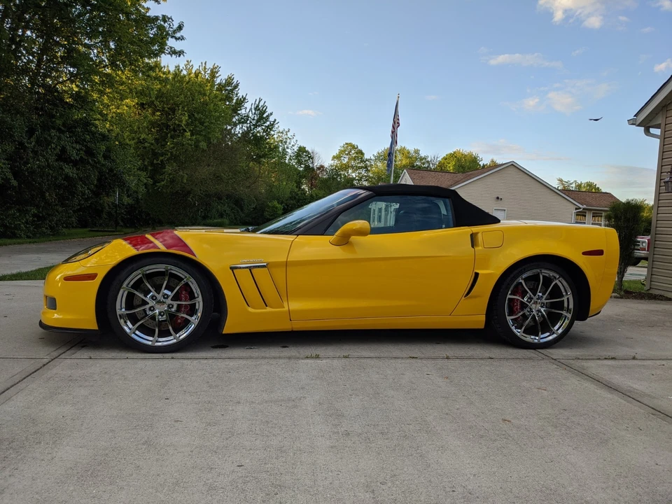 2011 Chevrolet Corvette C6 - Image 10 of 21