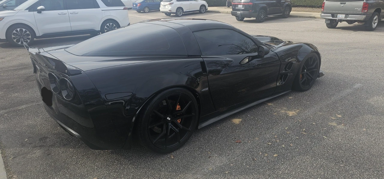 2011 Chevrolet Corvette C6 - Image 3 of 8