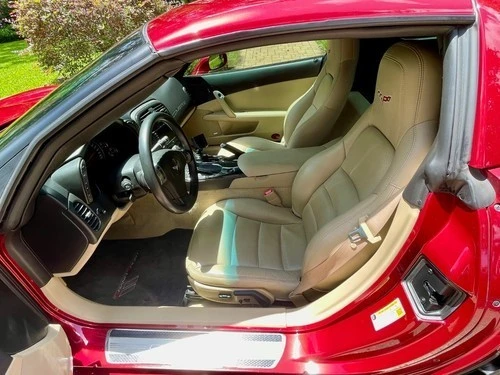 2011 Chevrolet Corvette C6 - Image 7 of 14