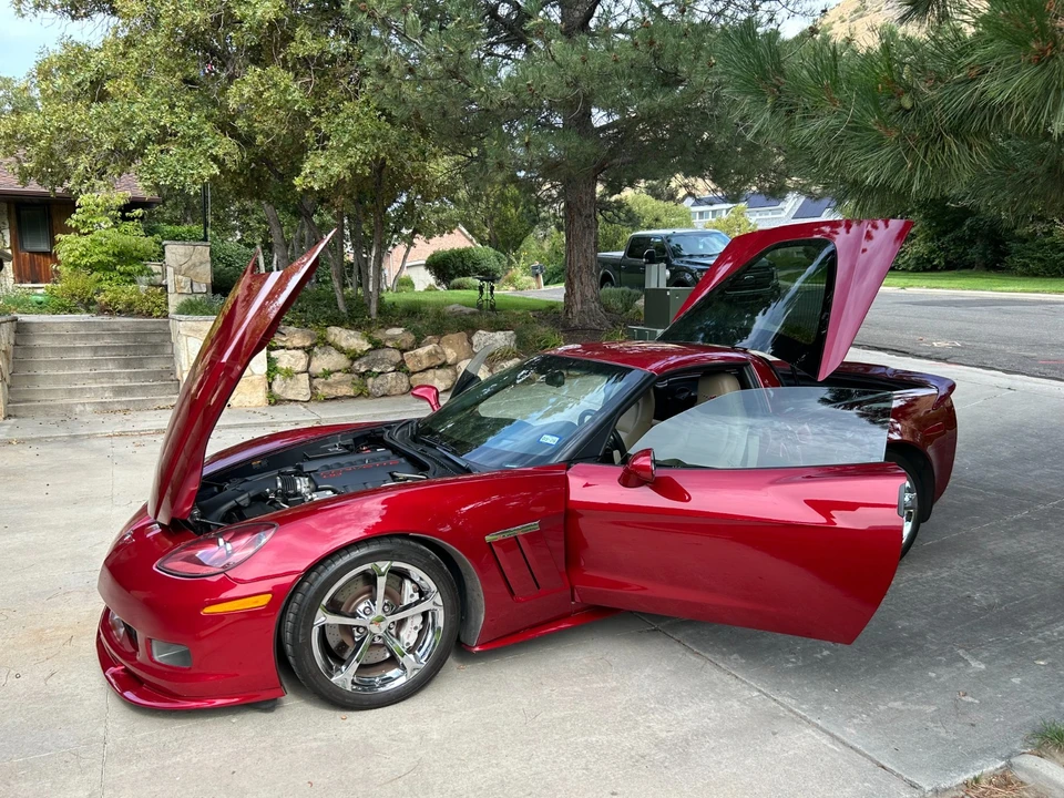 2011 Chevrolet Corvette C6 - Image 11 of 14