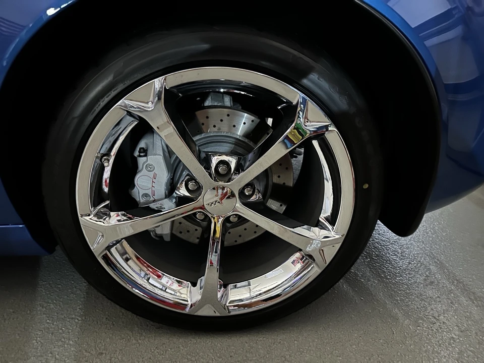 2011 Chevrolet Corvette C6 - Image 16 of 21
