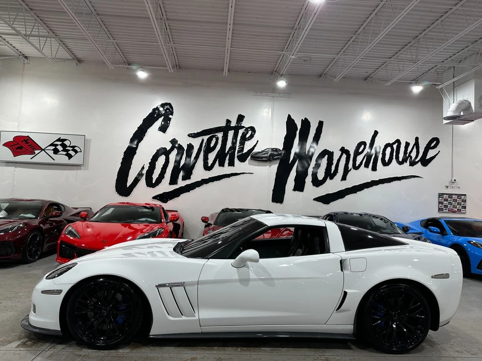 2011 Chevrolet Corvette C6 - Image 2 of 11