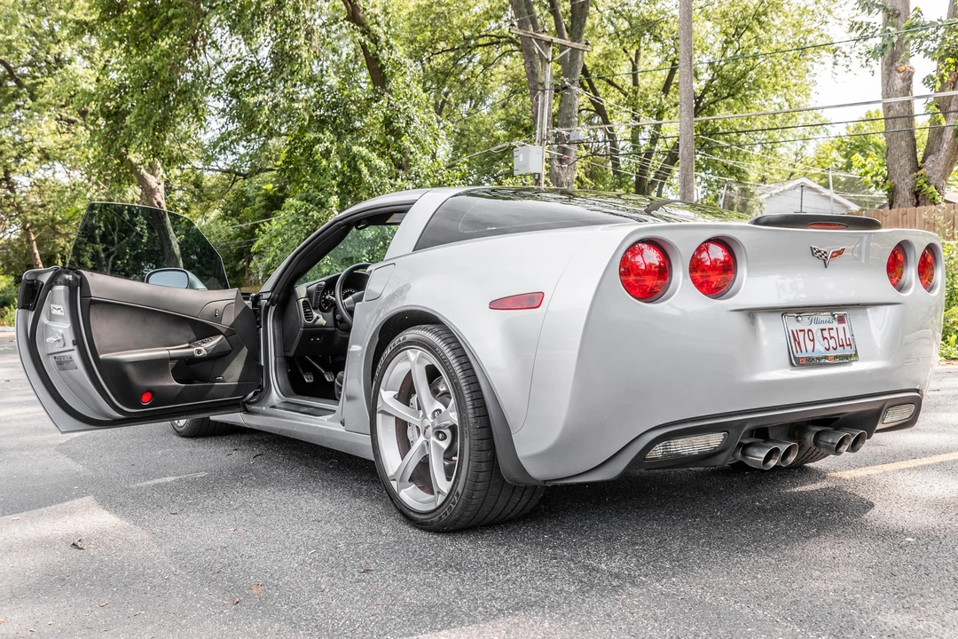 2011 Chevrolet Corvette C6 - Image 30 of 31