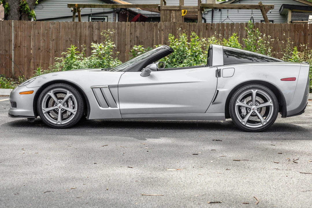 2011 Chevrolet Corvette C6 - Image 7 of 31