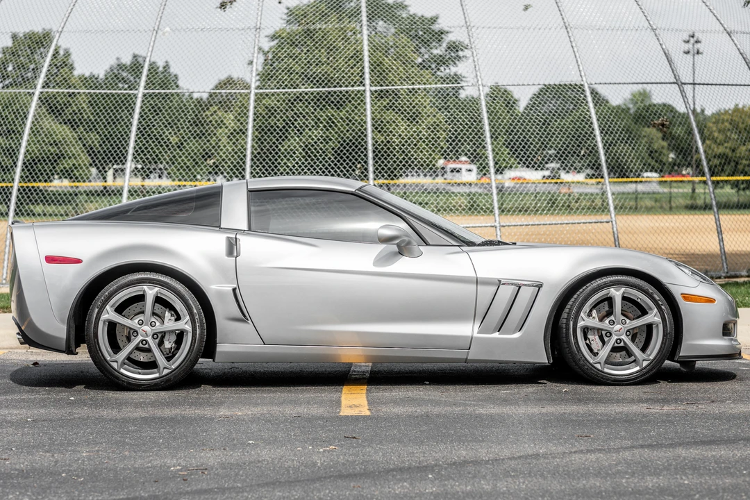 2011 Chevrolet Corvette C6 - Image 3 of 31