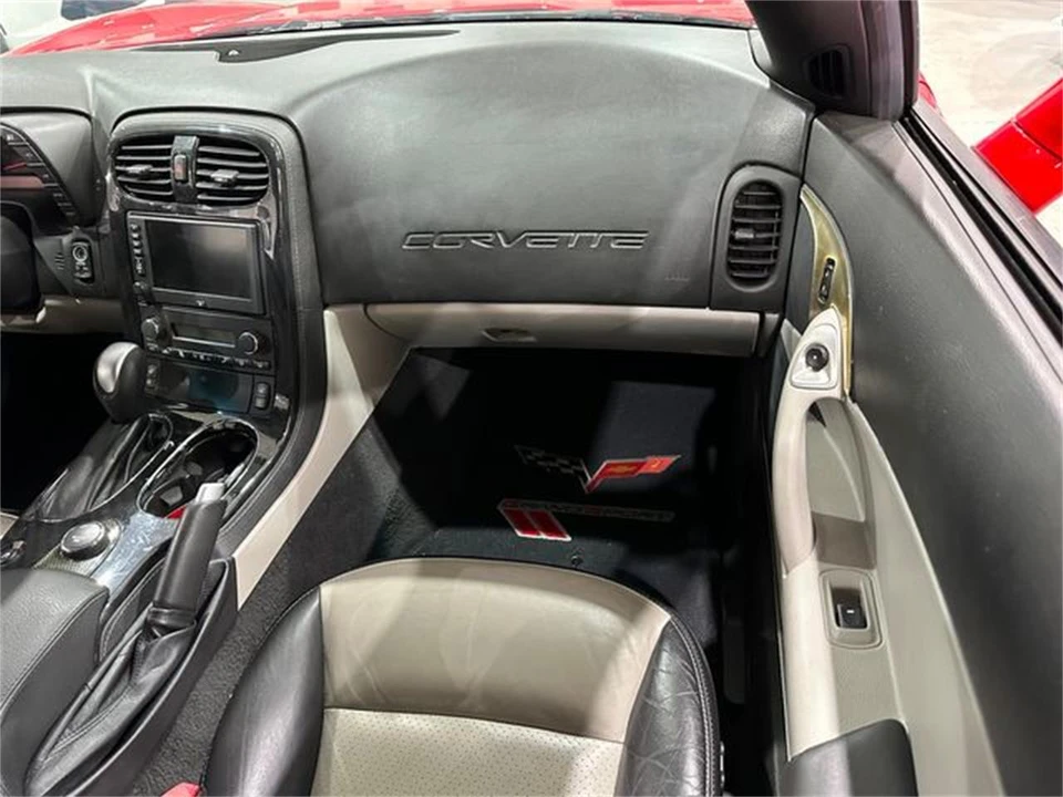 2011 Chevrolet Corvette C6 Grand Sport - Image 12 of 30
