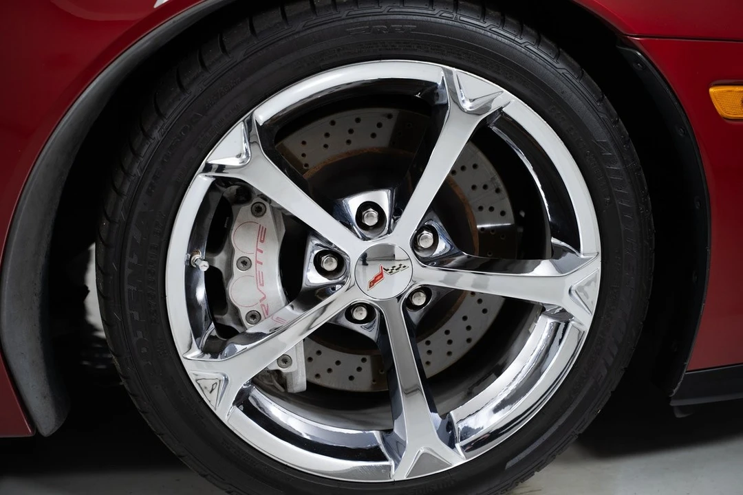 2011 Chevrolet Corvette C6 - Image 16 of 31