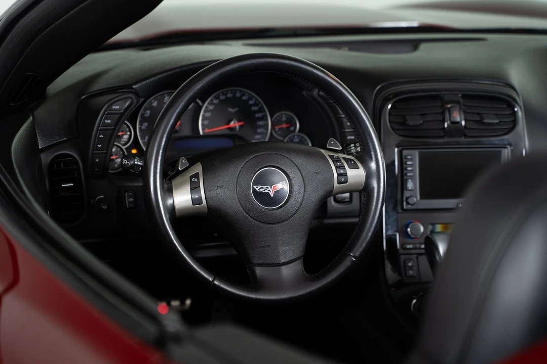 2011 Chevrolet Corvette C6 - Image 23 of 31