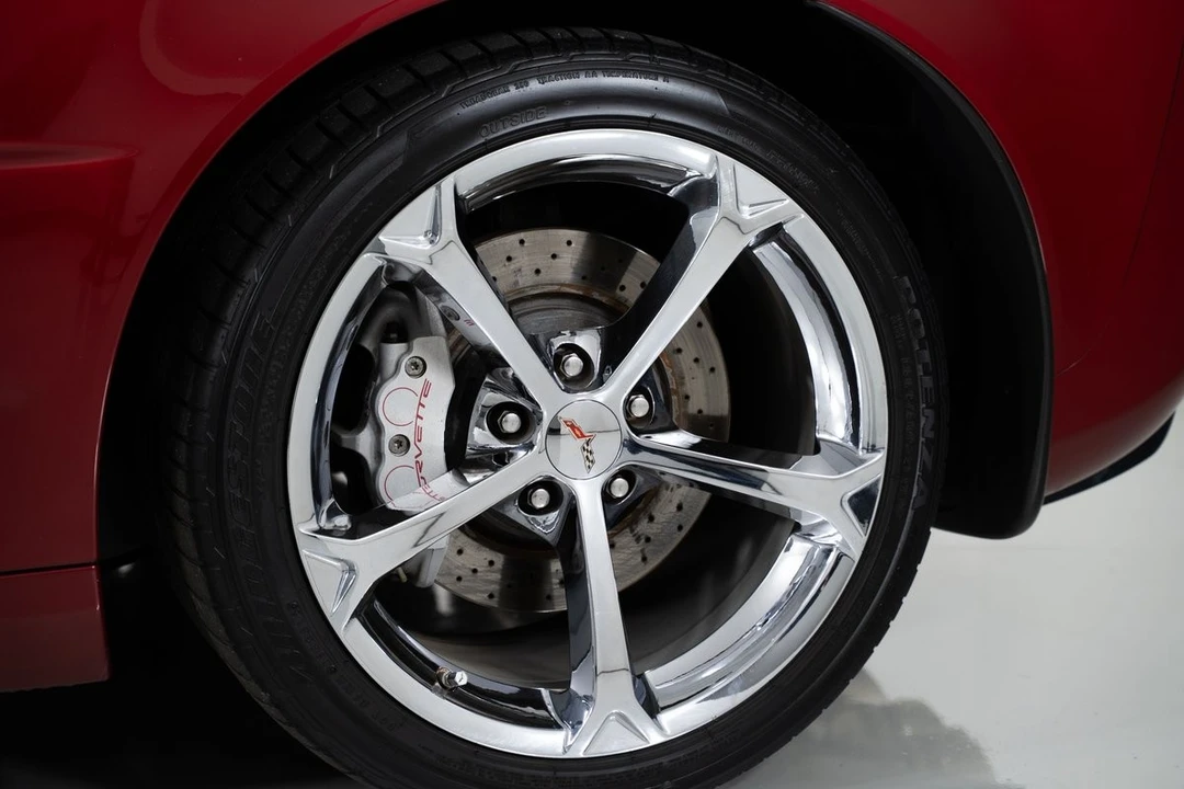 2011 Chevrolet Corvette C6 - Image 8 of 12