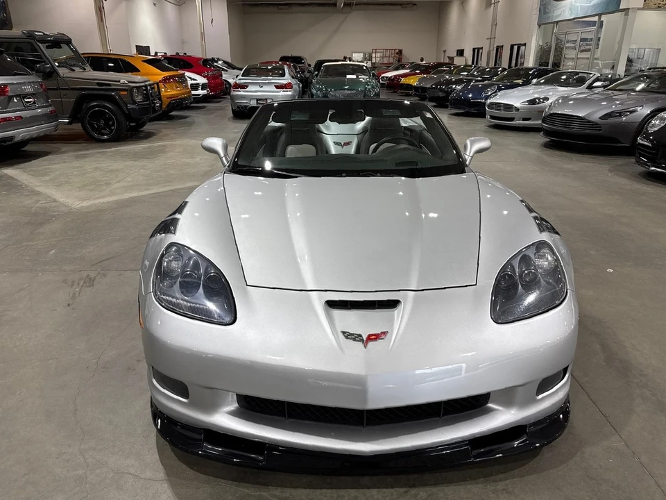 2011 Chevrolet Corvette C6 - Image 5 of 12