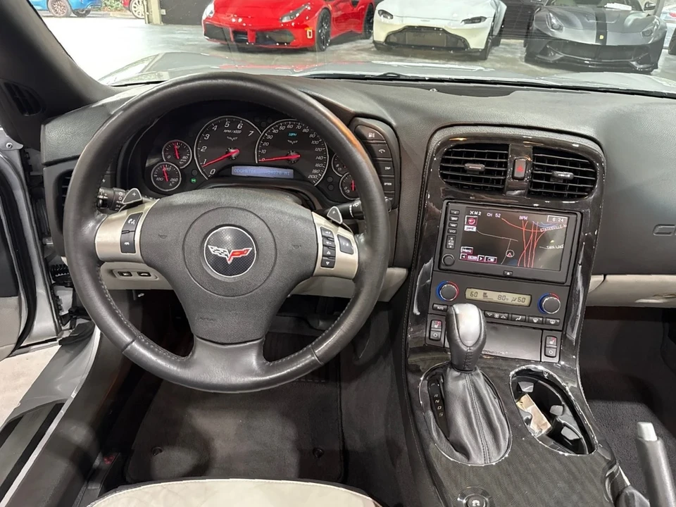 2011 Chevrolet Corvette C6 - Image 10 of 12