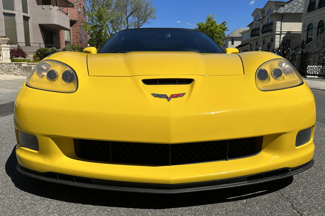 2011 Chevrolet Corvette C6 - Image 2 of 31