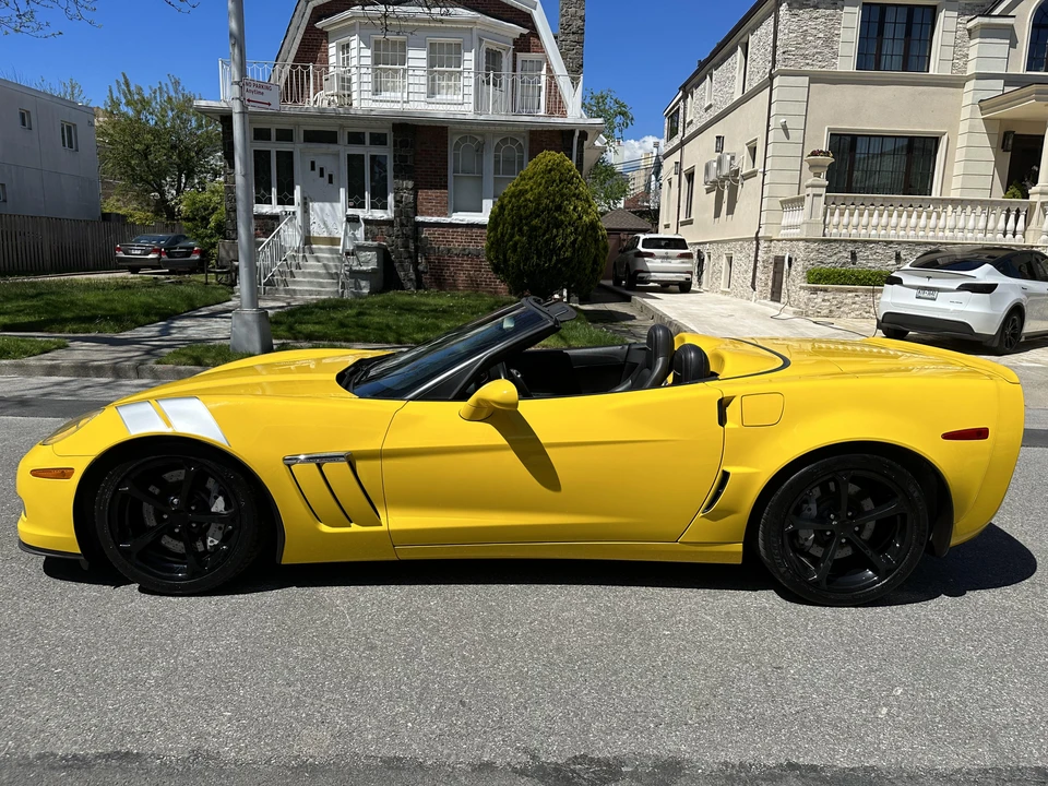 2011 Chevrolet Corvette C6 - Image 8 of 31