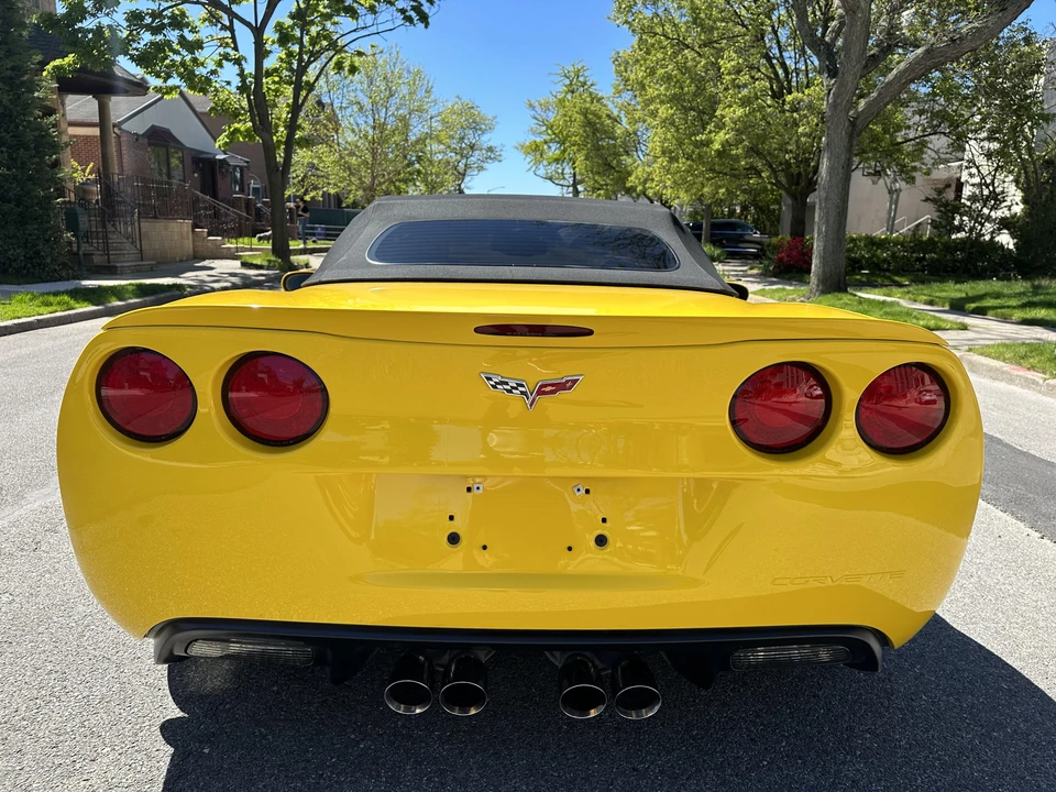 2011 Chevrolet Corvette C6 - Image 23 of 31